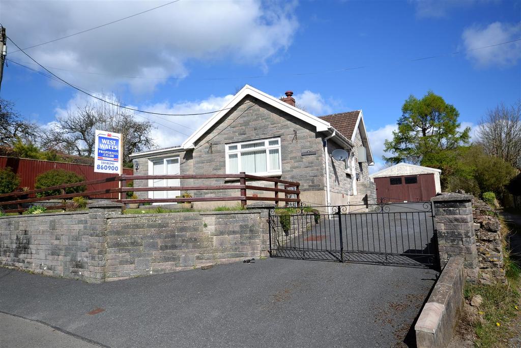 Lampeter Velfrey, Narberth 3 bed detached bungalow £300,000