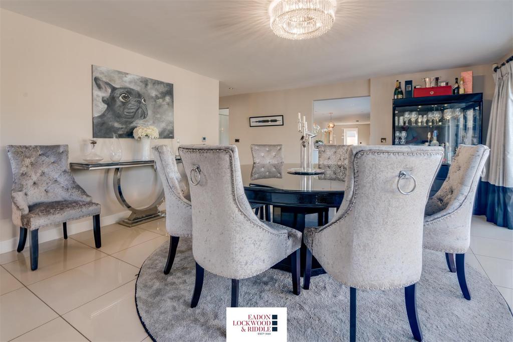 Dining Room 2.jpg