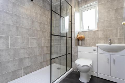 15 Burnview, Dundee, DD3 0RH