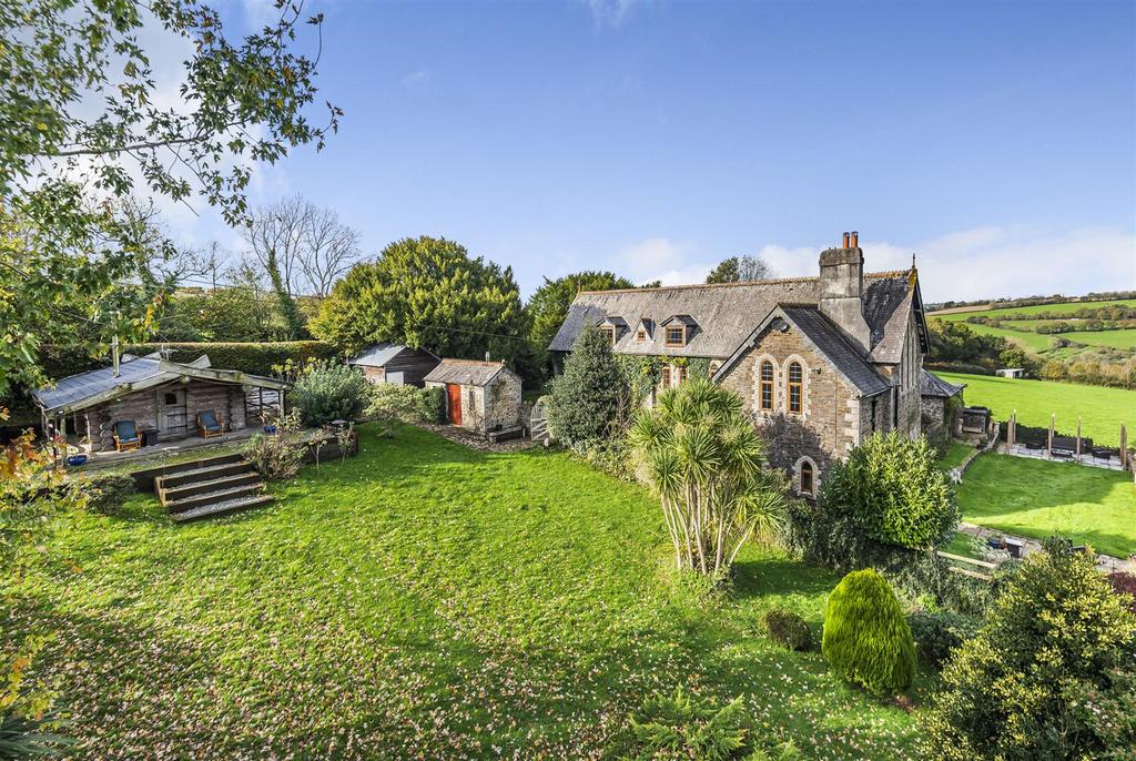 Latchley, Tamar Valley 5 bed detached house for sale £1,275,000