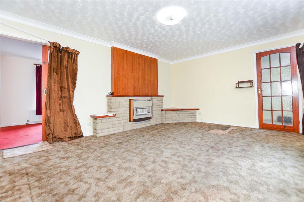 Browning Close, Scunthorpe 3 bed semidetached house £129,950