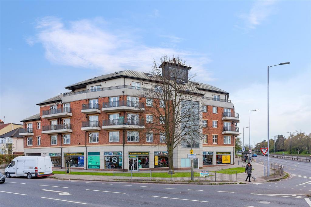 Greyhound Hill, Hendon NW4 1 bed apartment £1,300 pcm (£300 pw)