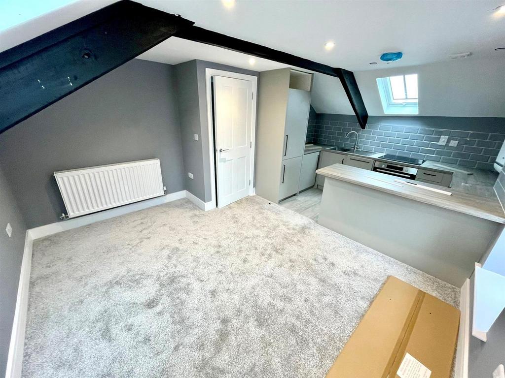 Old Middlewich Road, Sandbach 1 bed apartment for sale £100,000
