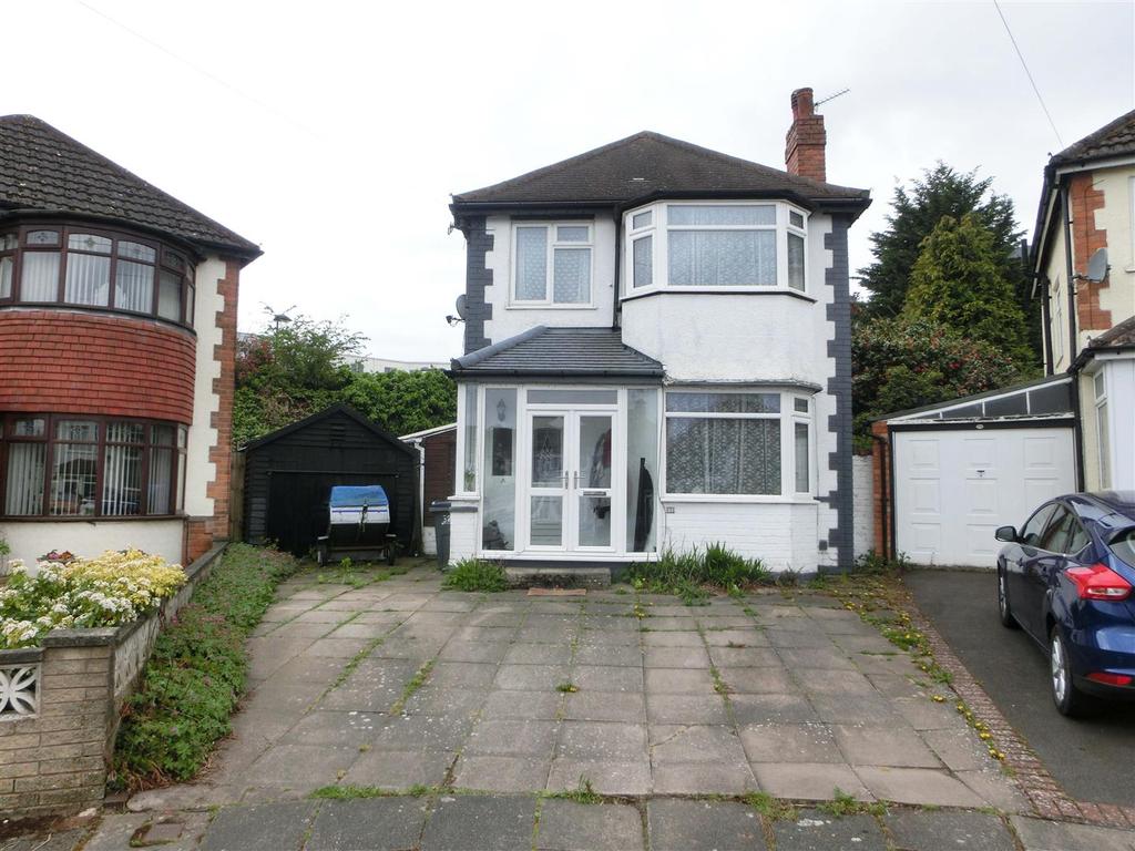 Myrtle Avenue, Kings Heath, Birmingham 3 bed detached house for sale
