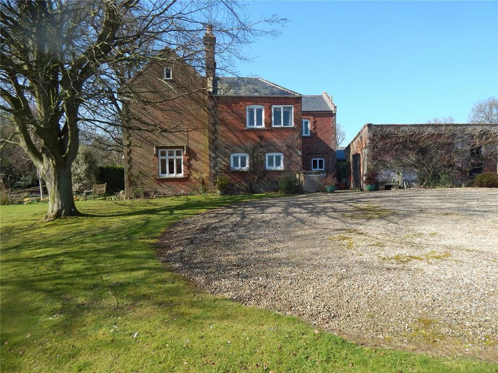 Surlingham Road, Bramerton, Norwich... 4 bed detached house £650,000