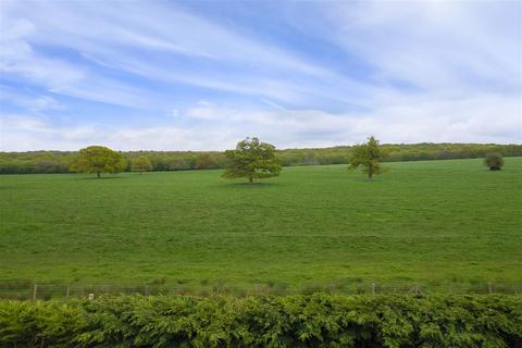 6 bedroom detached house for sale, Acorn Cottage, Courtenay Road, Denstroude