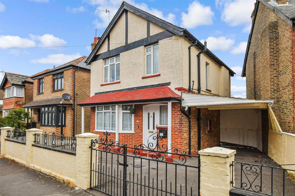 Beatty Road, Bognor Regis, West Sussex 3 bed detached house for sale