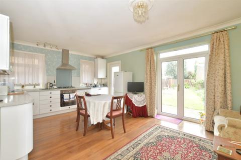 4 Beatty Road, Bognor Regis, PO21 2HD