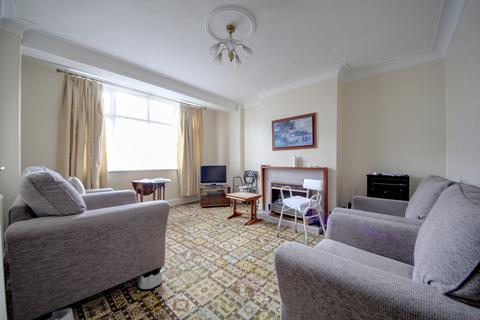 5 Elm Park Road, London, N21 2HP