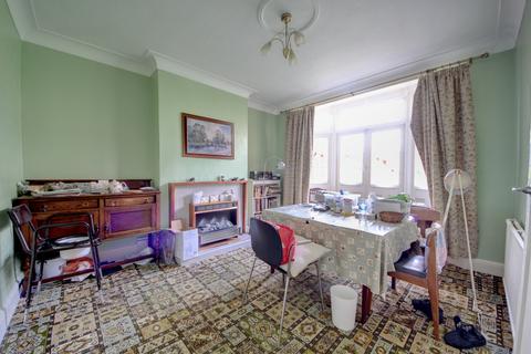 5 Elm Park Road, London, N21 2HP