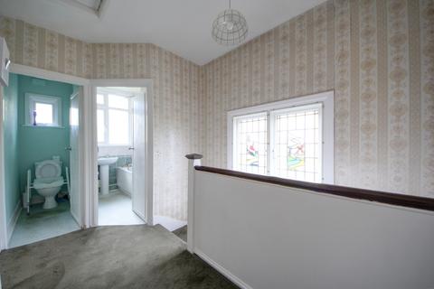 5 Elm Park Road, London, N21 2HP