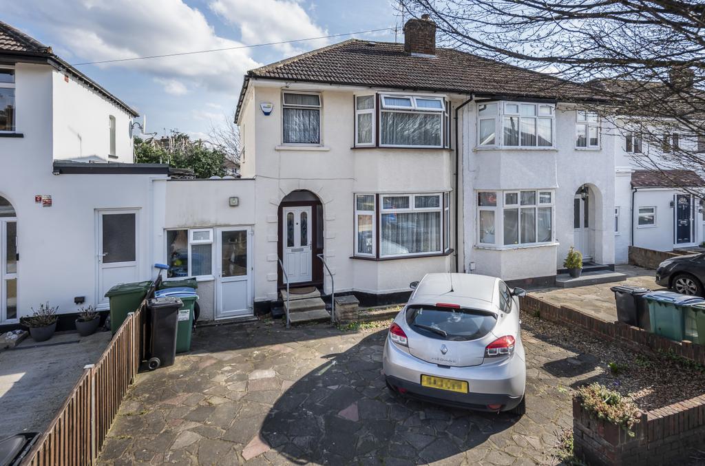 Westlea Avenue, Garston, Watford WD25... 3 bed semidetached house £