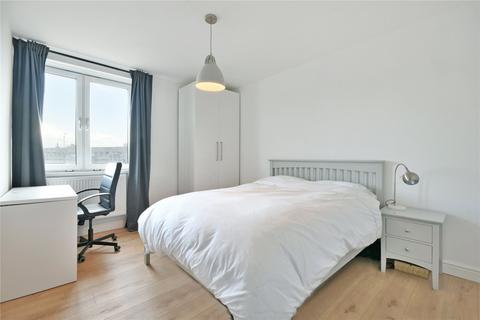 2 bedroom flat to rent, Hampstead Road, Regents Park, NW1