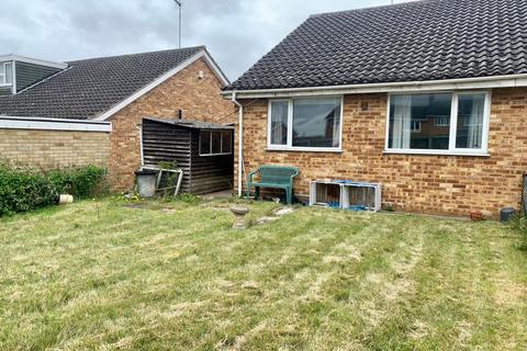 2 Coleraine Close, Northampton, NN2 8QF