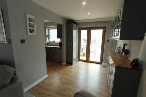31 Camden Road, Chafford Hundred, Grays, RM16 6PY