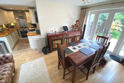 undefined, Radlett Road, Frogmore