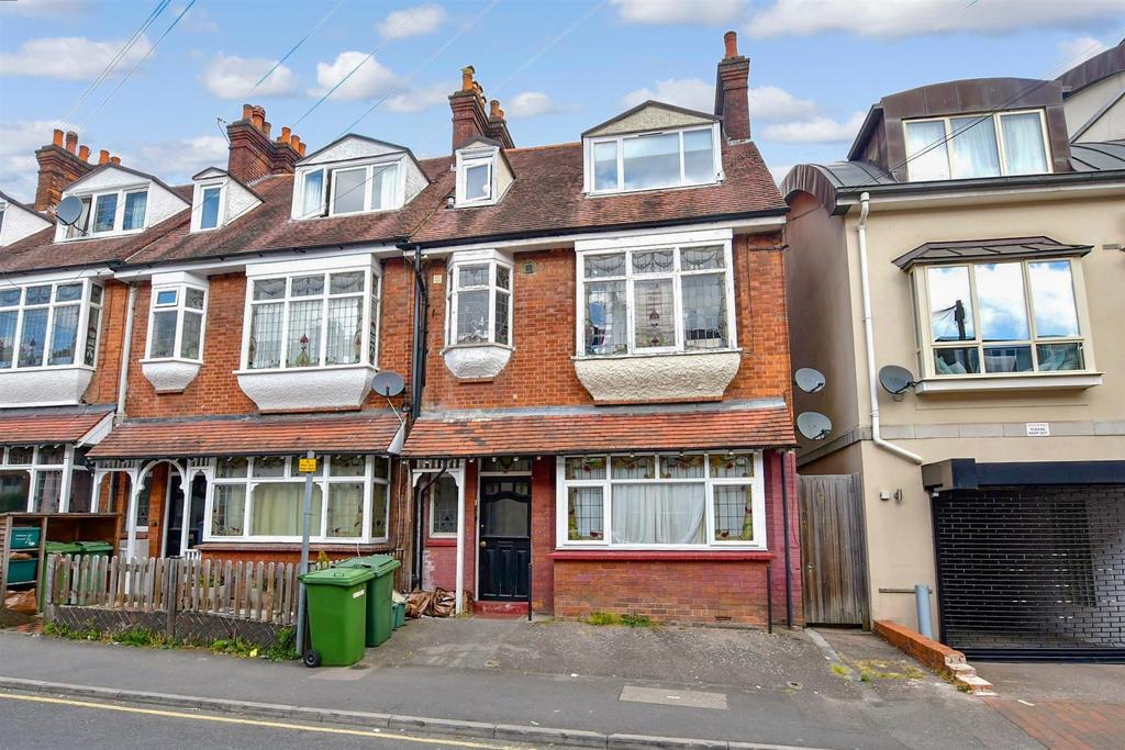 Lime Hill Road, Tunbridge Wells, Kent 1 bed flat £160,000