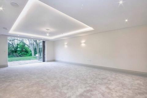 2 bedroom apartment for sale - Plot 1BH, Harefield Place at Stubbings Property Marketing, Harefield Place, The Drive UB10