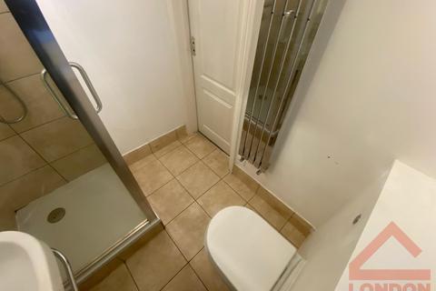 4 bedroom house share to rent - The Nest South Norwood, SE25