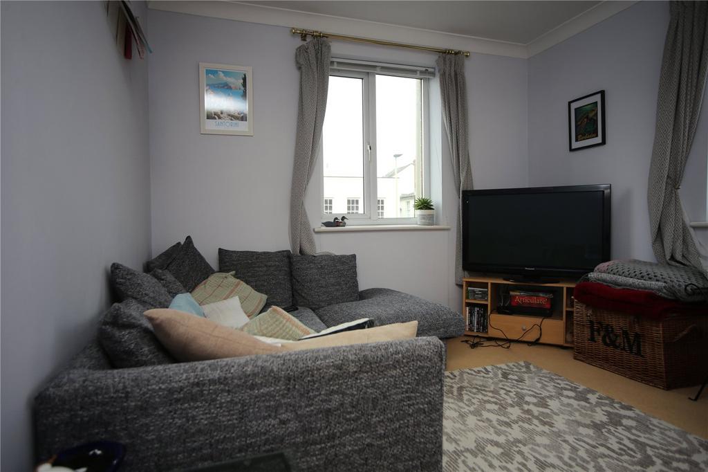 Sheldons Court, Street, Cheltenham, GL52 2 bed parking £