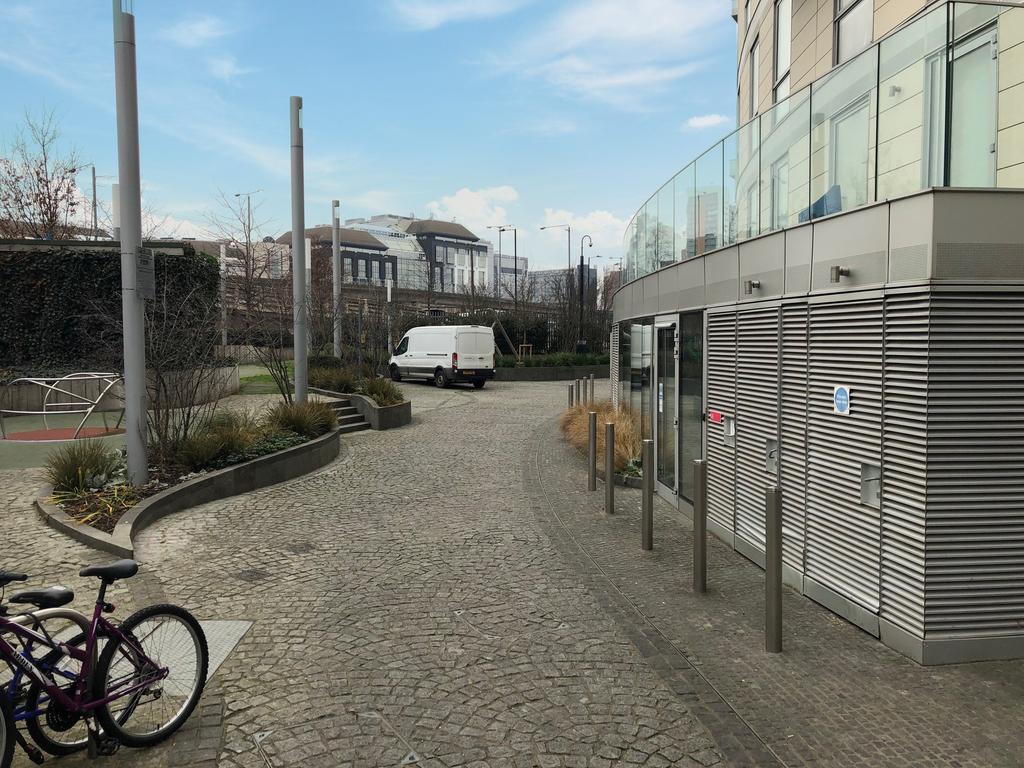 External 2 jpg