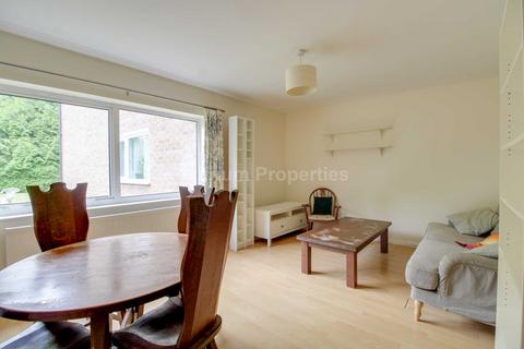 2 bedroom apartment to rent, Strangeways Road, Cambridge