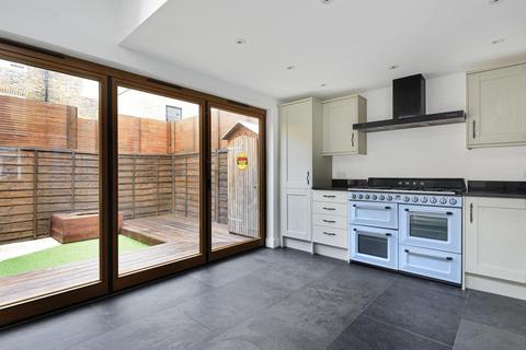 24 Wingmore Road, London, SE24 0AS