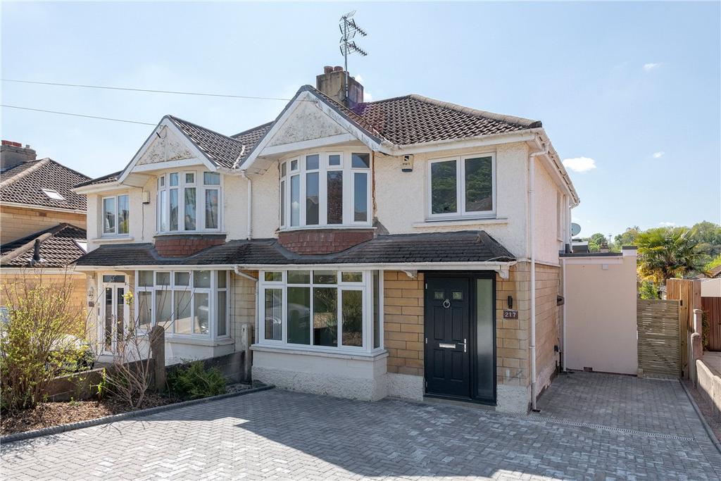 Newbridge Road, Bath, Somerset, BA1 3 bed semidetached house £2,500