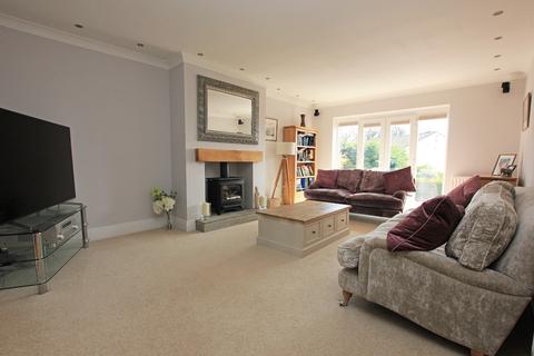 13 Rockwood Drive, Skipton, BD23 1NF