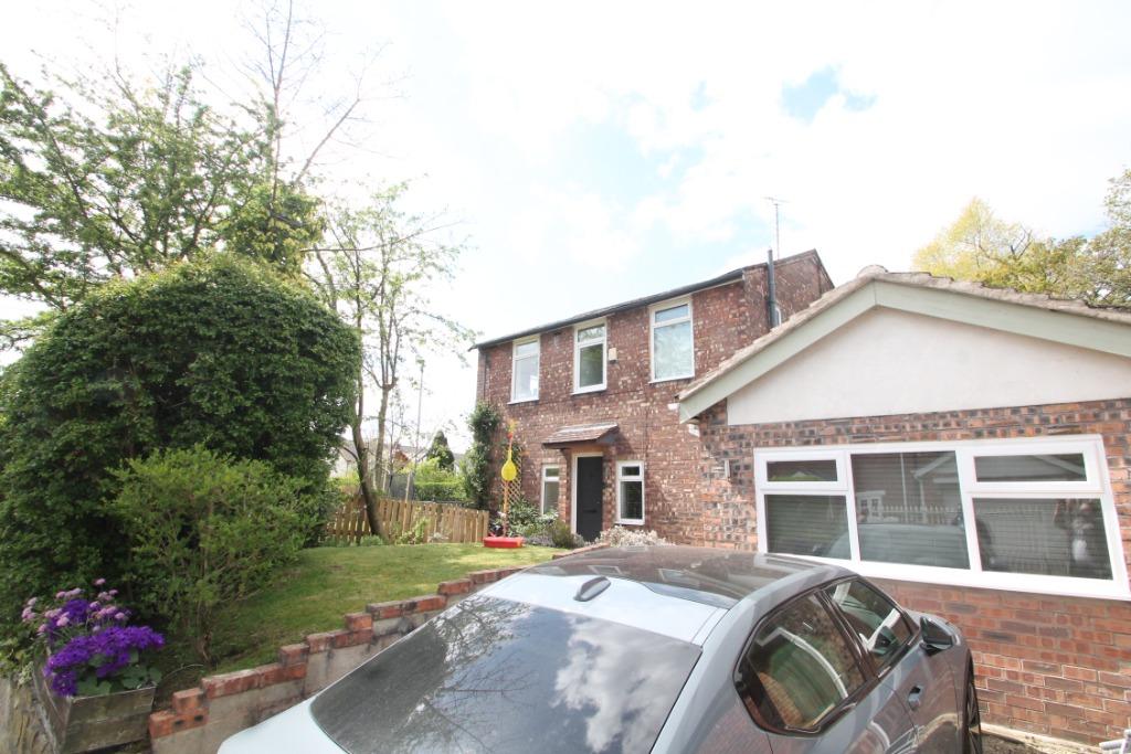 Scholes Lane, Prestwich, M25 3 bed semidetached house £400,000