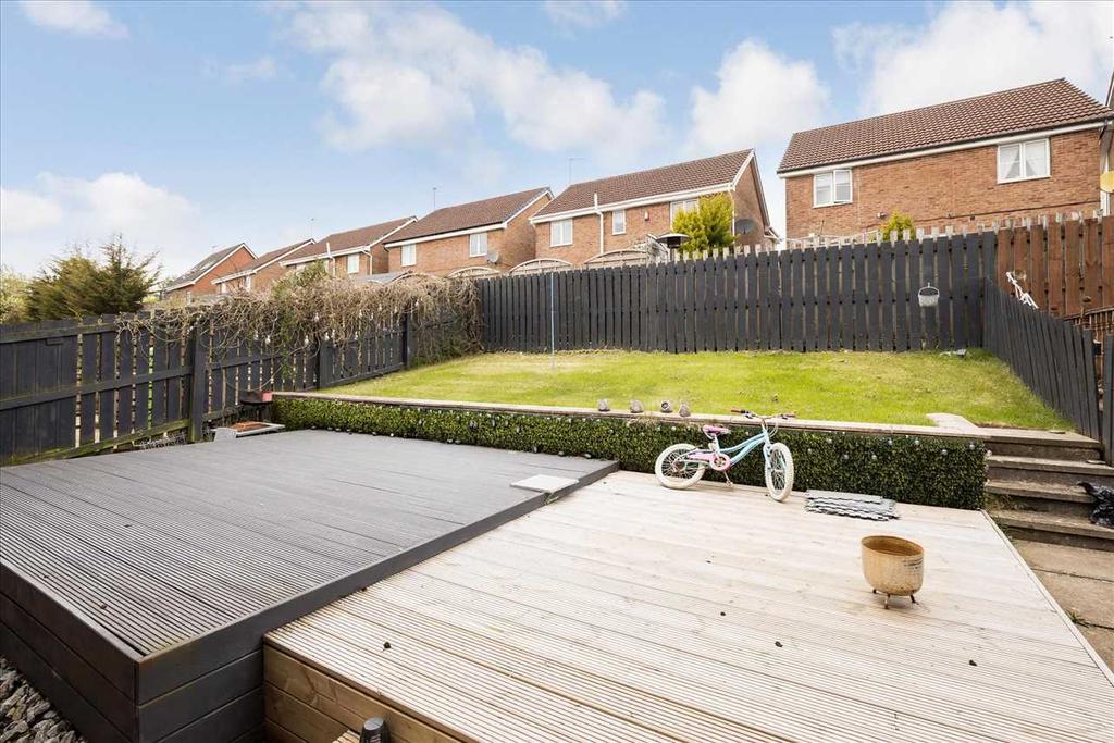 Rear Garden (2)