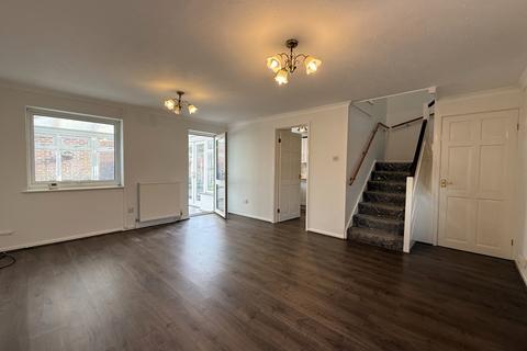 2 bedroom terraced house to rent, Hiskins, Wantage