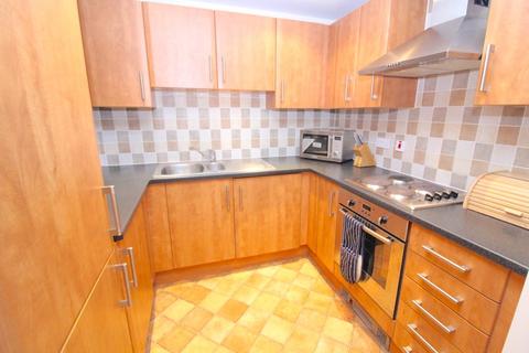 1 bedroom apartment to rent, Altamar, Kings Road, Swansea, West Glamorgan, SA1 8PP