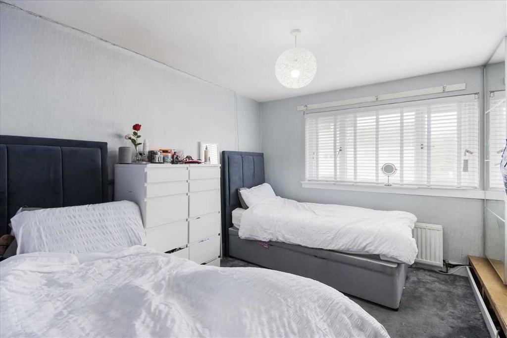 Bedroom Two (1)