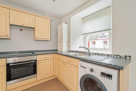 27b High Street, Lochwinnoch, PA12 4DB