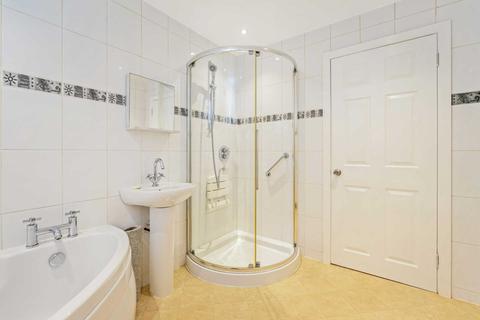 27b High Street, Lochwinnoch, PA12 4DB
