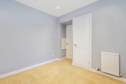 27b High Street, Lochwinnoch, PA12 4DB