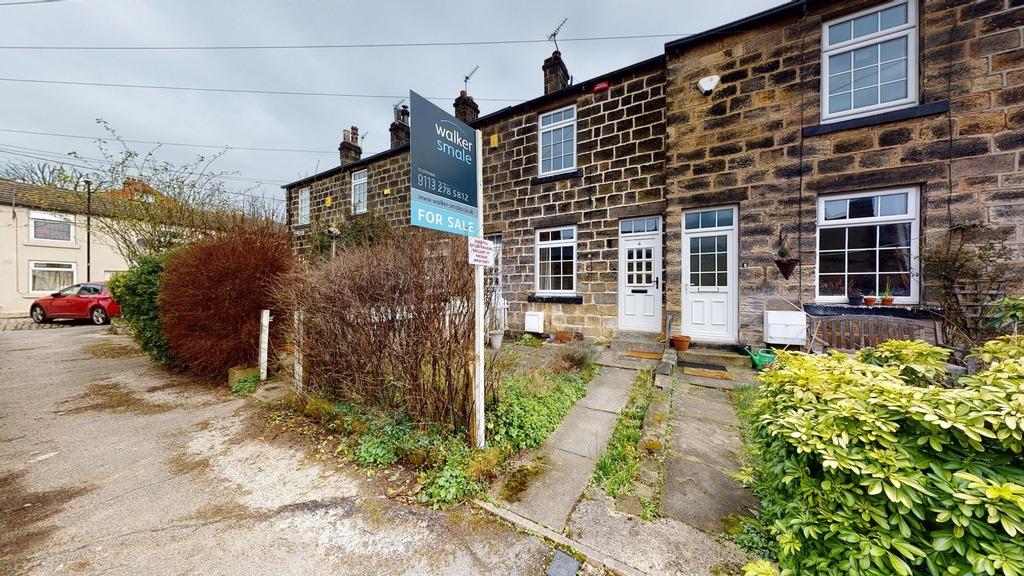 Park Grove, Leeds, West Yorkshire 1 bed cottage £179,500