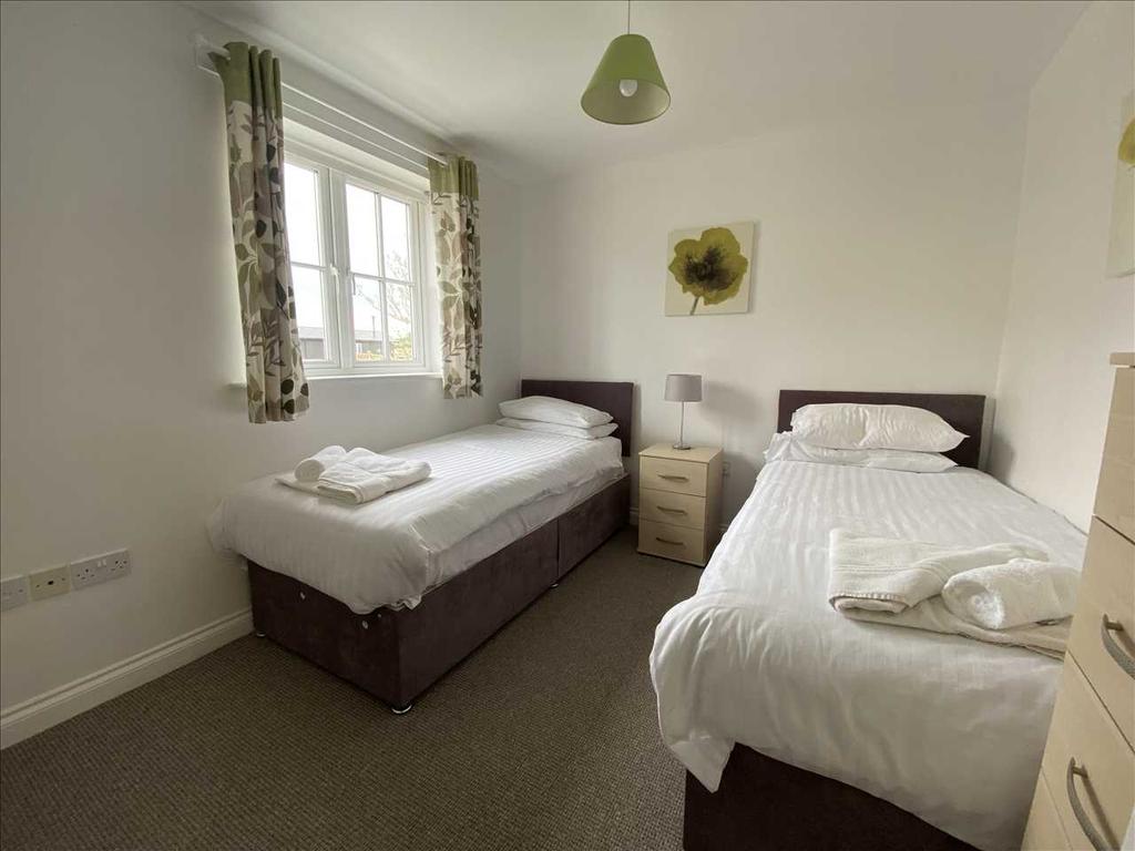 Bedroom (front)