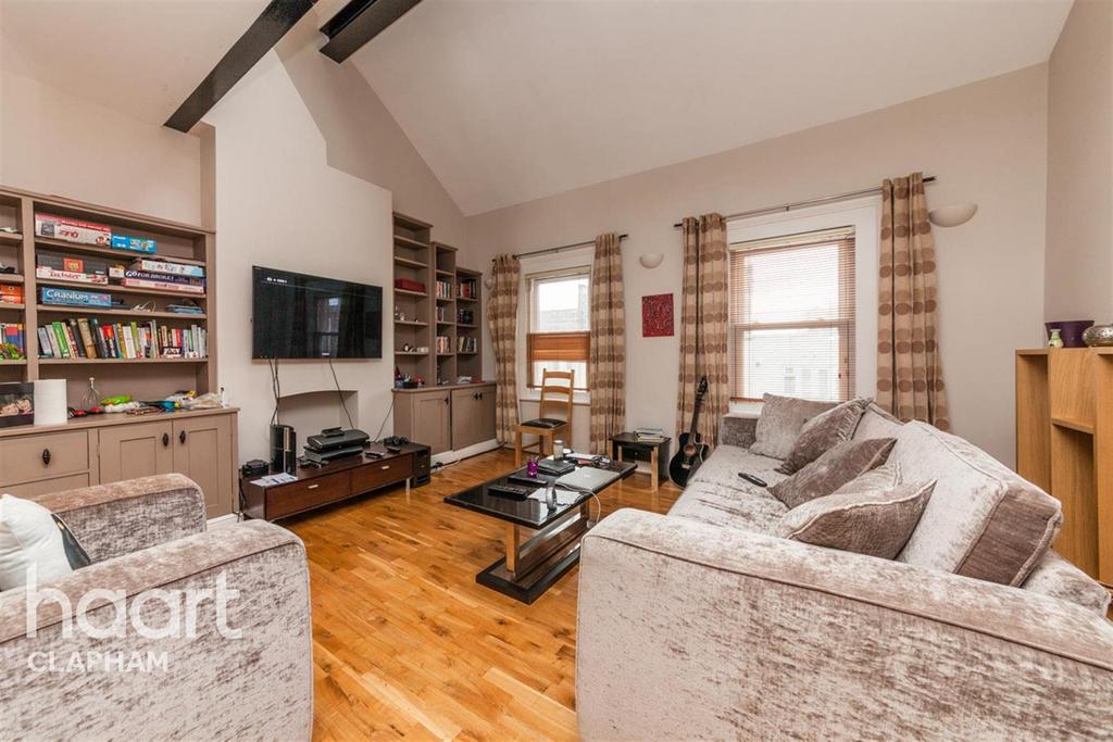 Webbs Road, SW11 2 bed flat to rent £2,500 pcm (£577 pw)