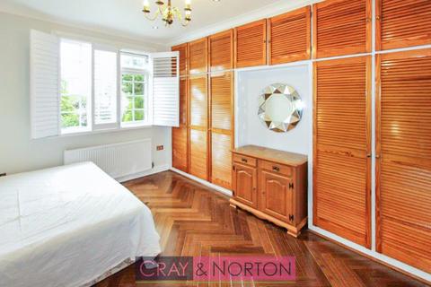 105 Bingham Road, Addiscombe, Croydon, CR0 7EL