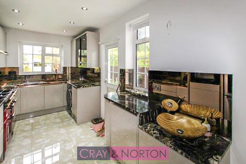 105 Bingham Road, Addiscombe, Croydon, CR0 7EL