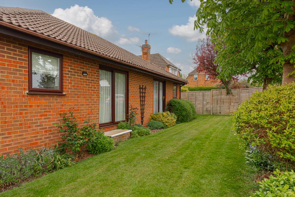 Ashtead Village 1 bed retirement property £235,000