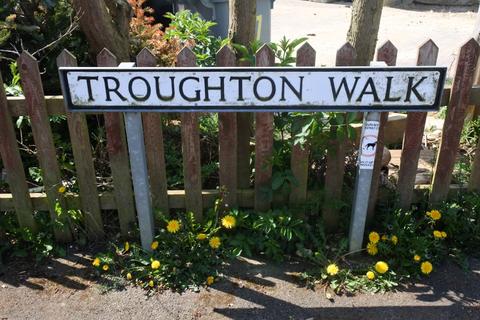 10 Troughton Walk, South Witham, Grantham, NG33 5PR