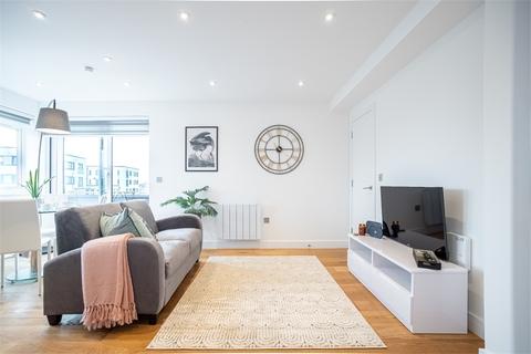 2 bedroom flat to rent - 18-24 Stoke Road, Slough, Berkshire