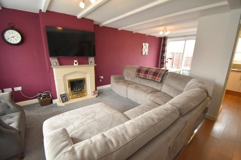 116 Arundel Road, Birmingham, B14 5UE
