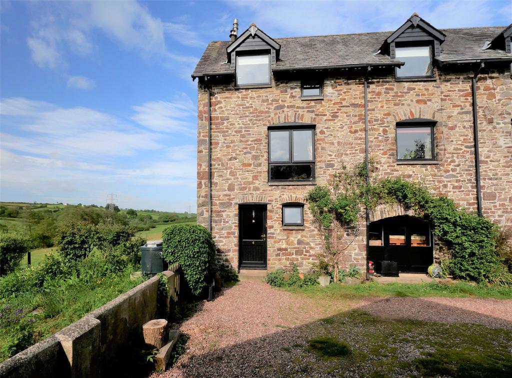 Barnstaple, EX31 3 bed end of terrace house £