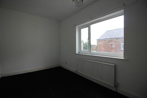 2 bedroom flat to rent, North Road, Darlington, County Durham