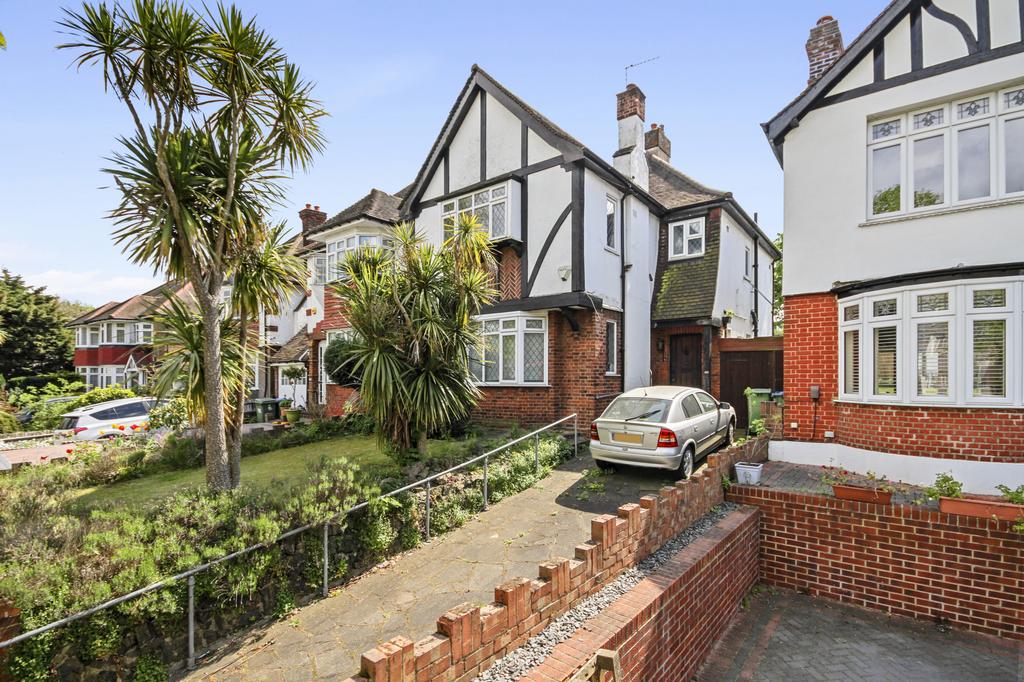 Charlton Road, Charlton, SE7 3 bed detached house for sale £825,000