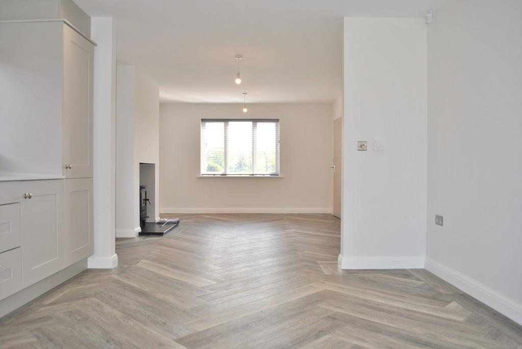 Lane, Manchester 4 bed semidetached house £2,250 pcm (£